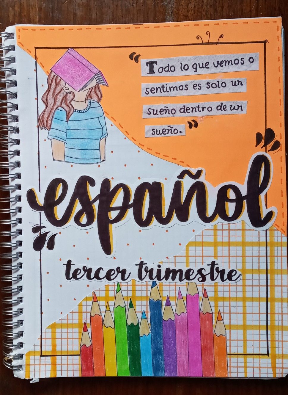 ¿Cómo puedo hacer una portada para la libreta de español?