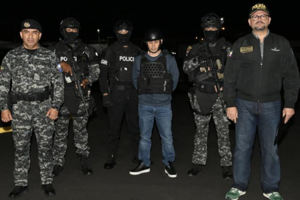 Lobo Menor extradición